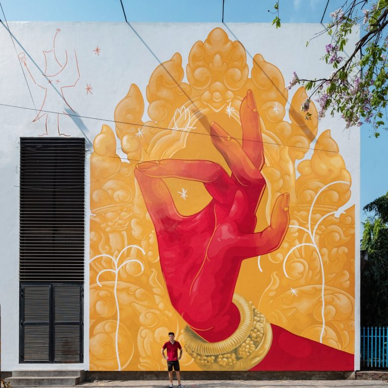 Street art cambodia chifumi travel